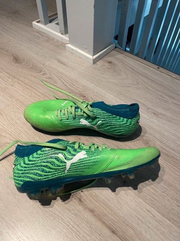 botas futbol talla42