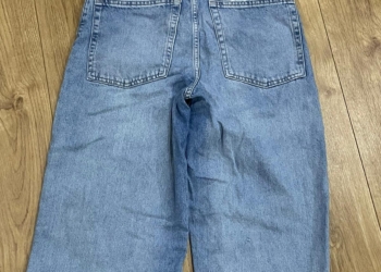 Pantalón vaquero Zara