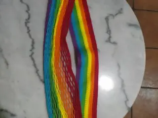 Bolsa-red-malla-arcoiris
