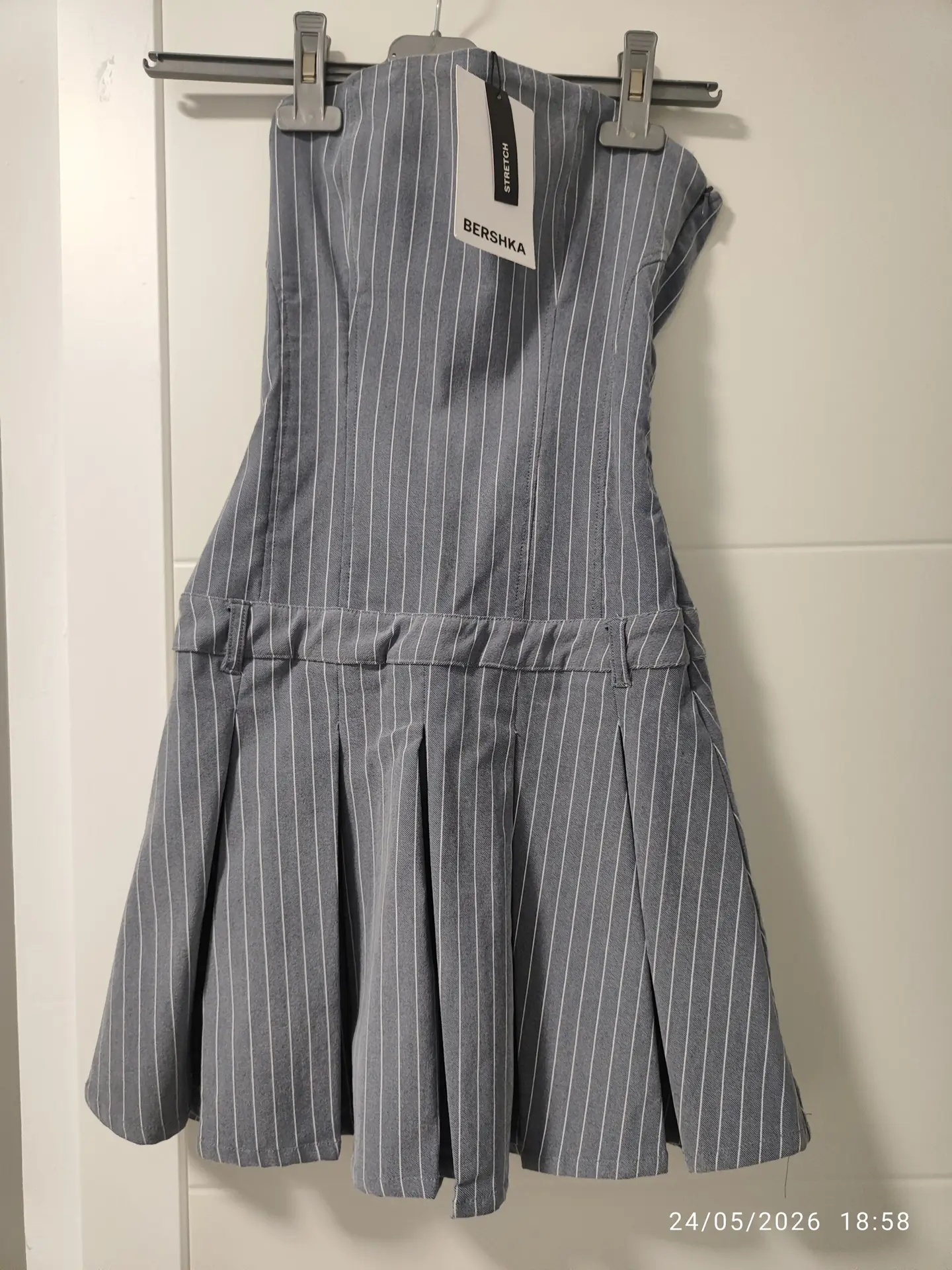 Vestido Bershka azul con rayas