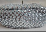 Bolso clutch/bandolera denim y plata.