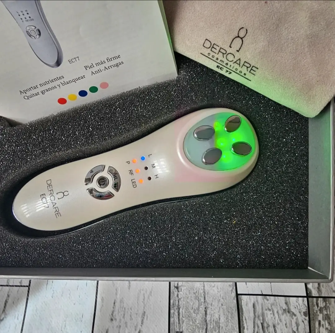 Tratamiento facial y corporal radiofrecuencia Dercare EC77