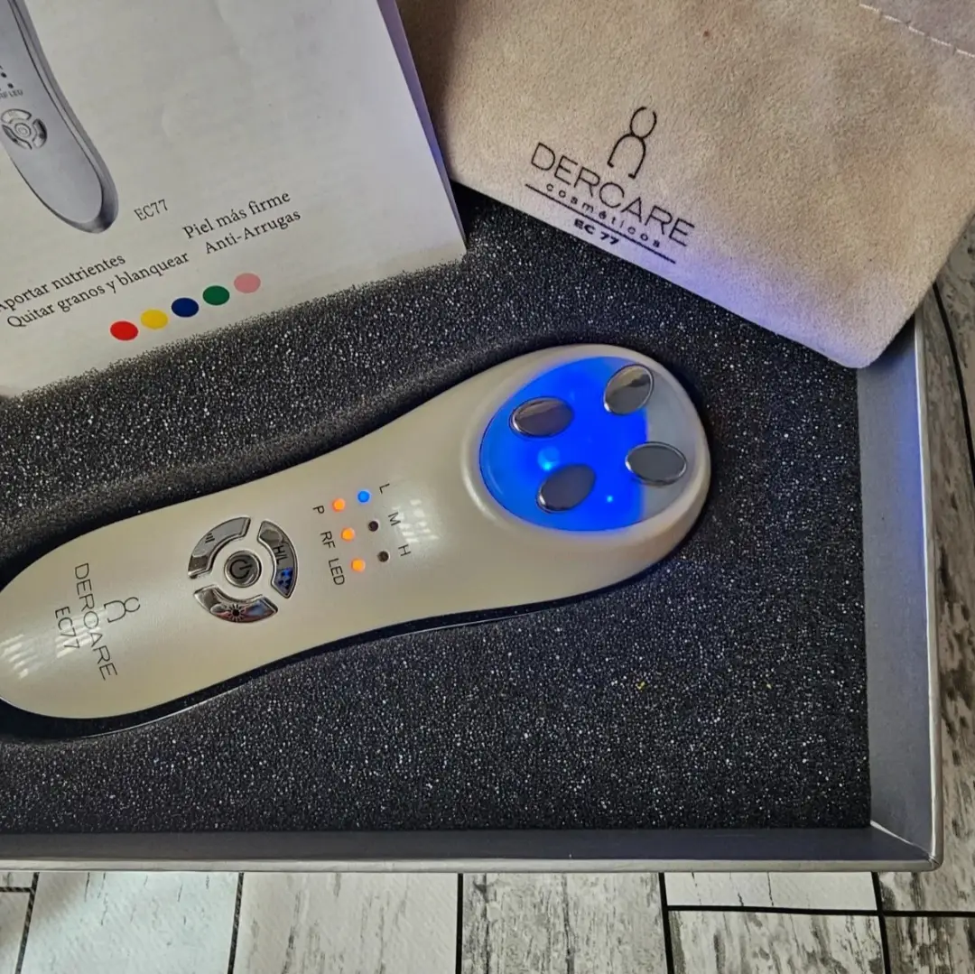 Tratamiento facial y corporal radiofrecuencia Dercare EC77