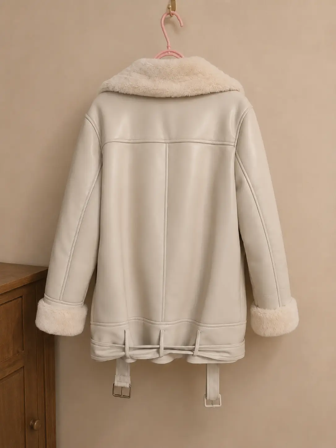 Abrigo Stradivarius