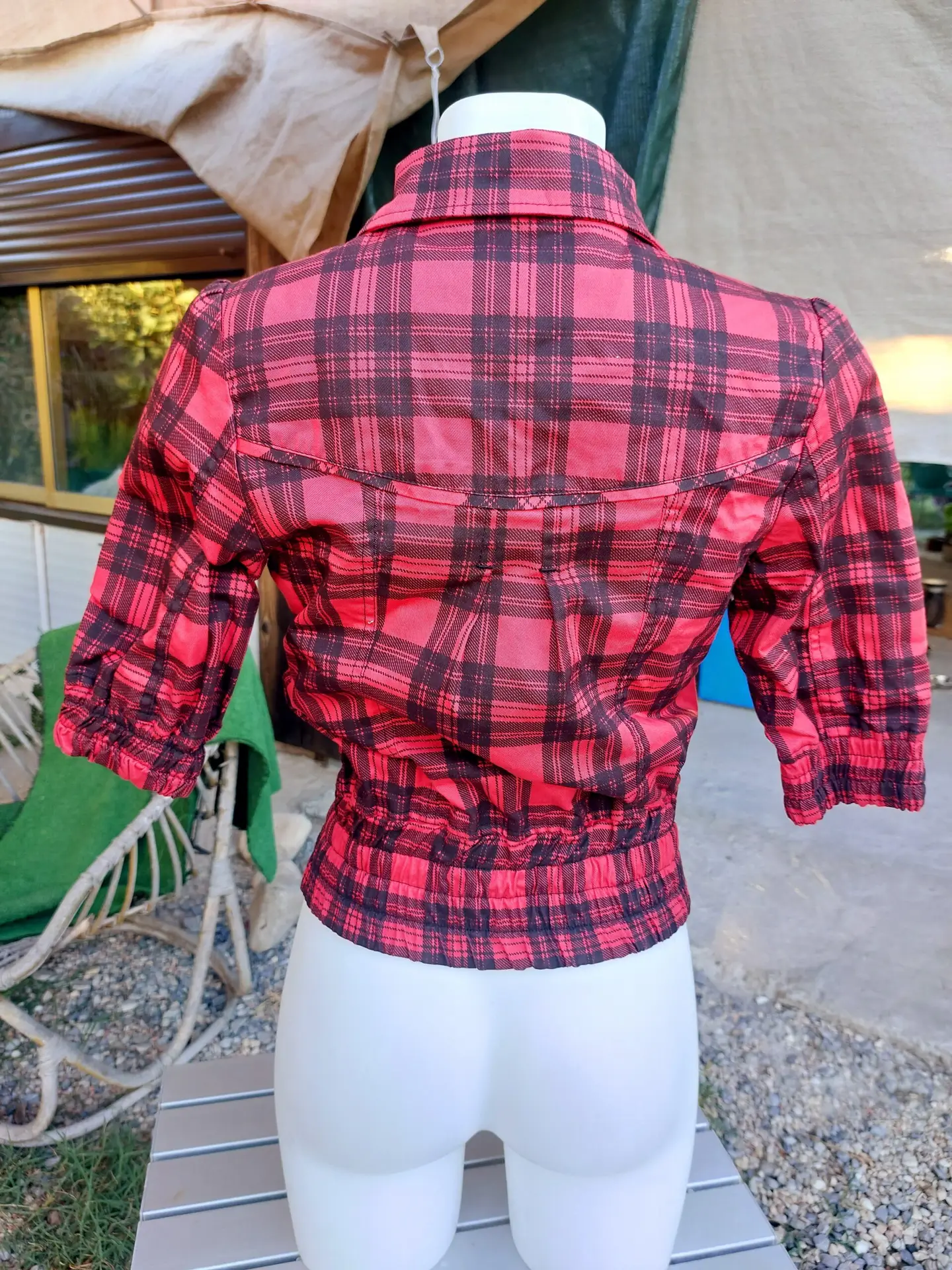 Chaqueta estilo tartán rojo y negro Talla M Y2k Vintage