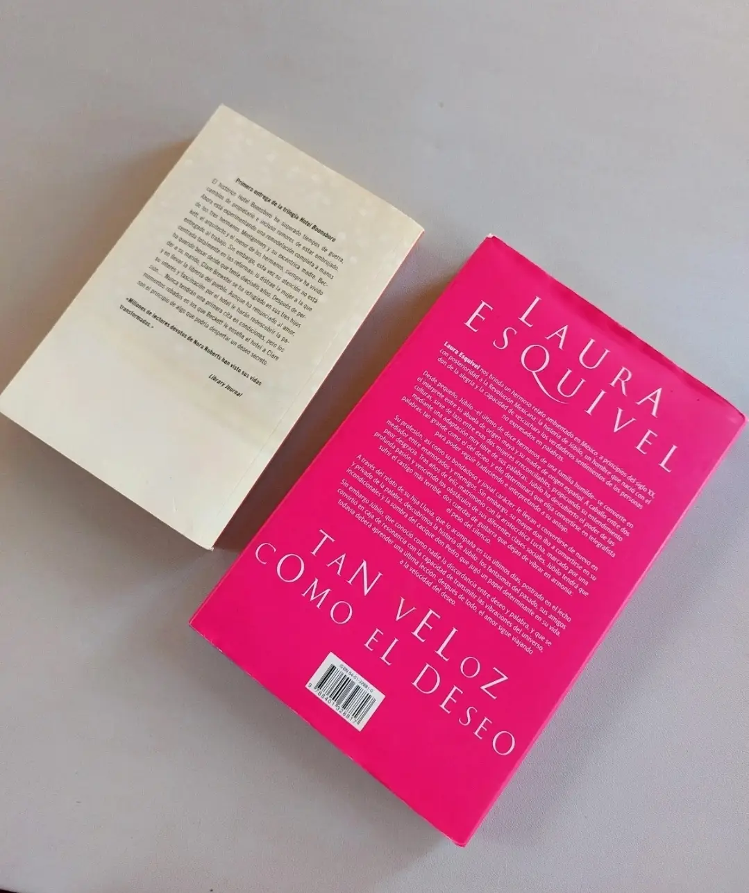 Lote 2 Libros Novela Romántica Nora Roberts y Laura Esquivel