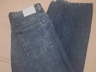 134931