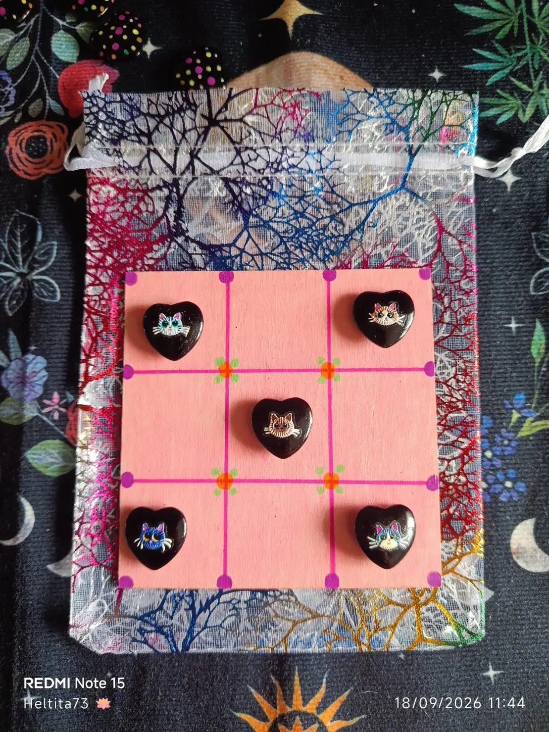 Juego tres en raya «Gatitos Corazones»