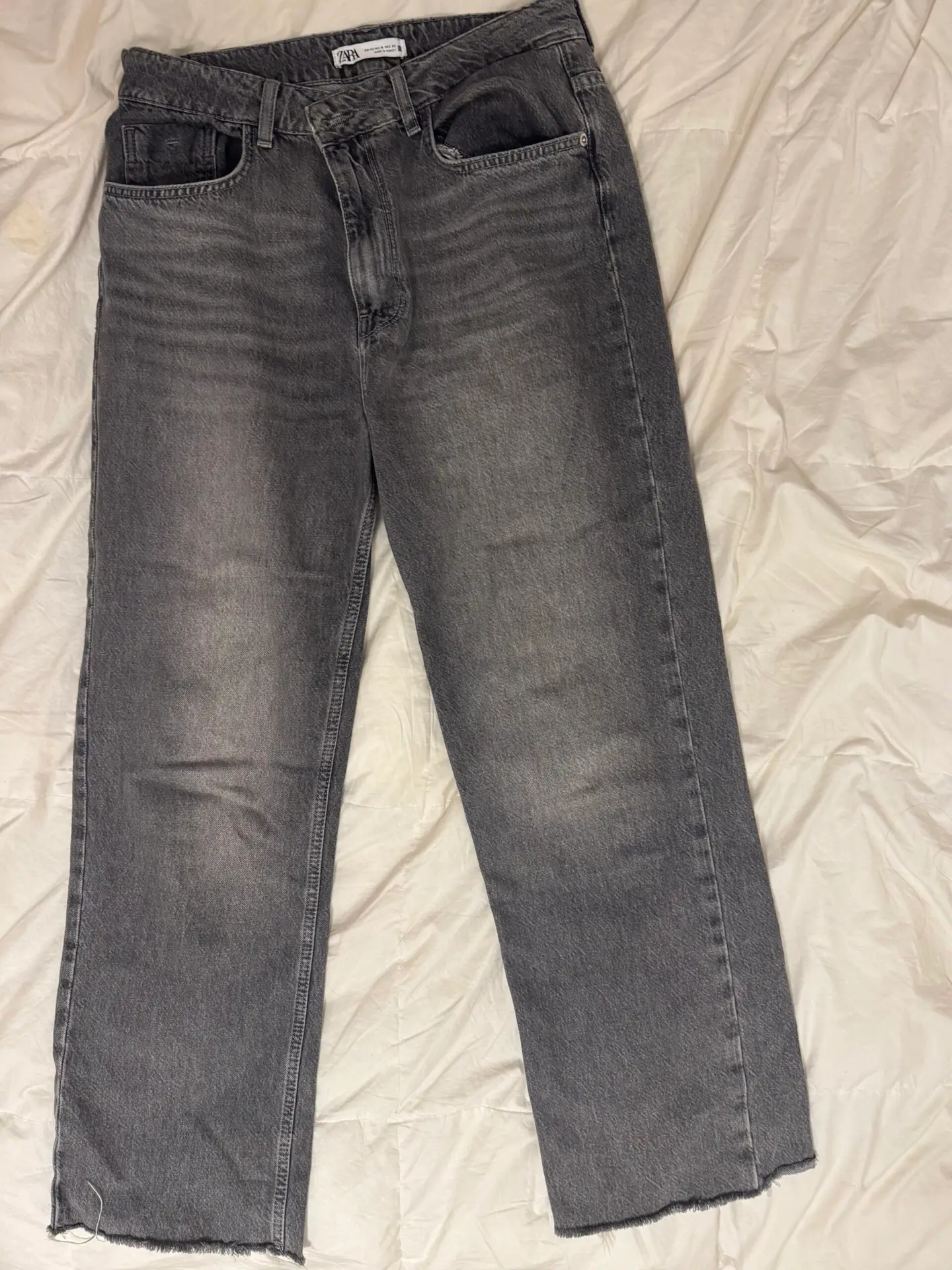 Vaquero gris Zara
