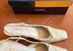 Zapatos de tacón beige