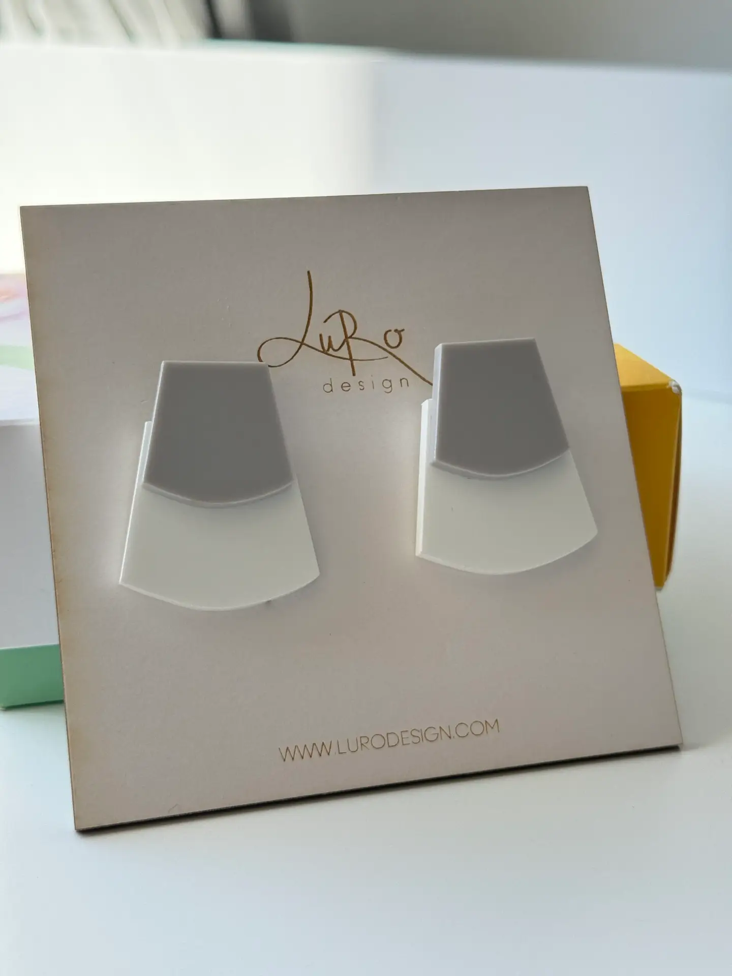 Pendientes de metacrilato Emma LuRo Design