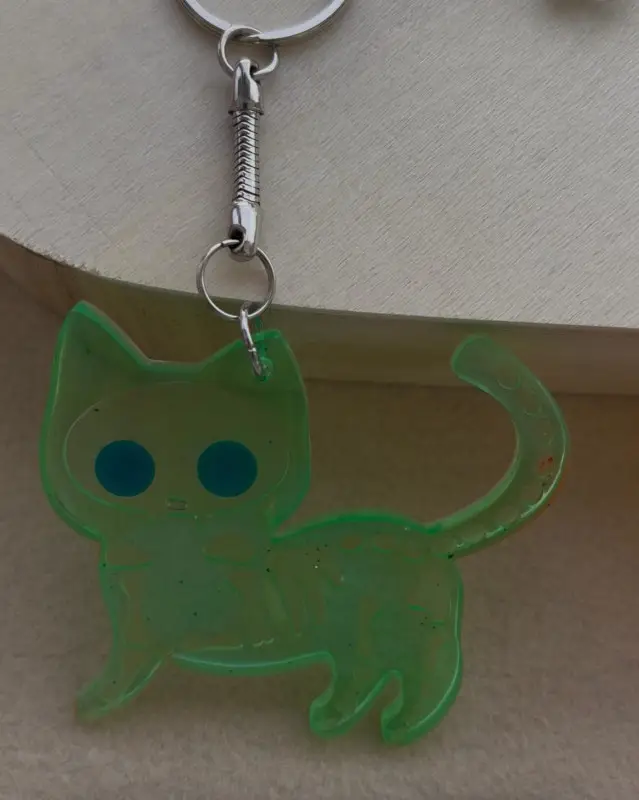 Llaveros gato esqueleto