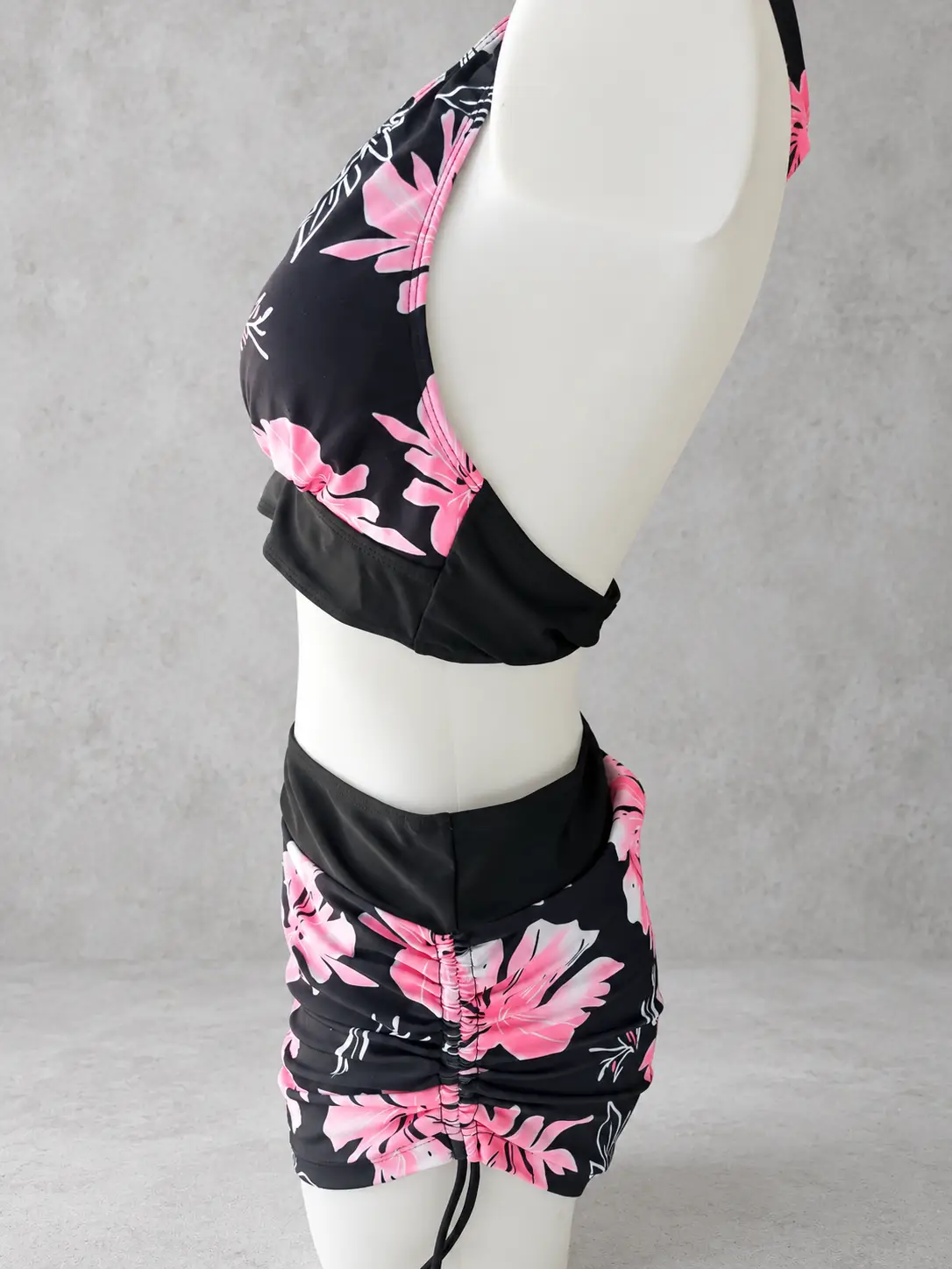 Bikini Mujer talla L Floral Printcnegro y Rosa, Top halter y Short de baño