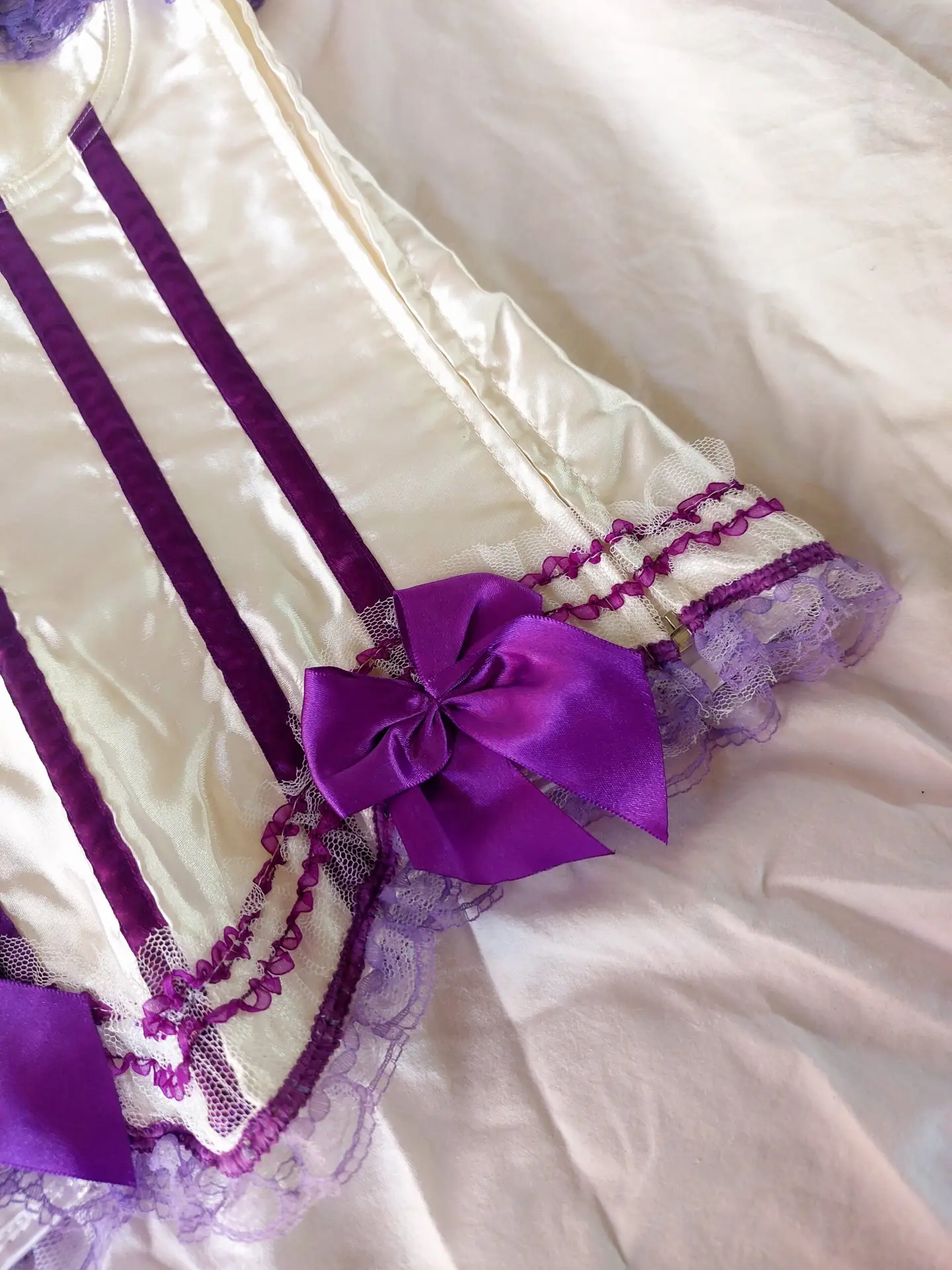 Top de corsé morado estilo Fairycore Y2K con encaje blanco, lazo de cinta, talla S