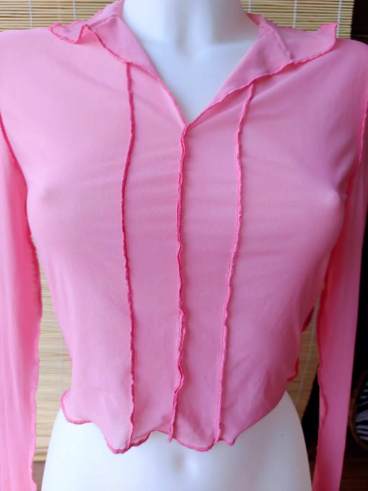 Top Vintage Y2K Rosa de Malla Transparente Manga Larga Costuras Expuestas Volantes 2000s