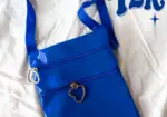 Bolso bandolera mini vintage azul cobalto efecto charol, estilo Y2K