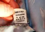 Vestido camisero tipo satén azul marino con estampado floral, Made in Spain