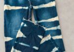 Vaqueros John Baner Y2K, Efecto Bleach Tie-dye, Tiro alto, Rectos, con Tachuelas y Bajo deshilachado, talla 36