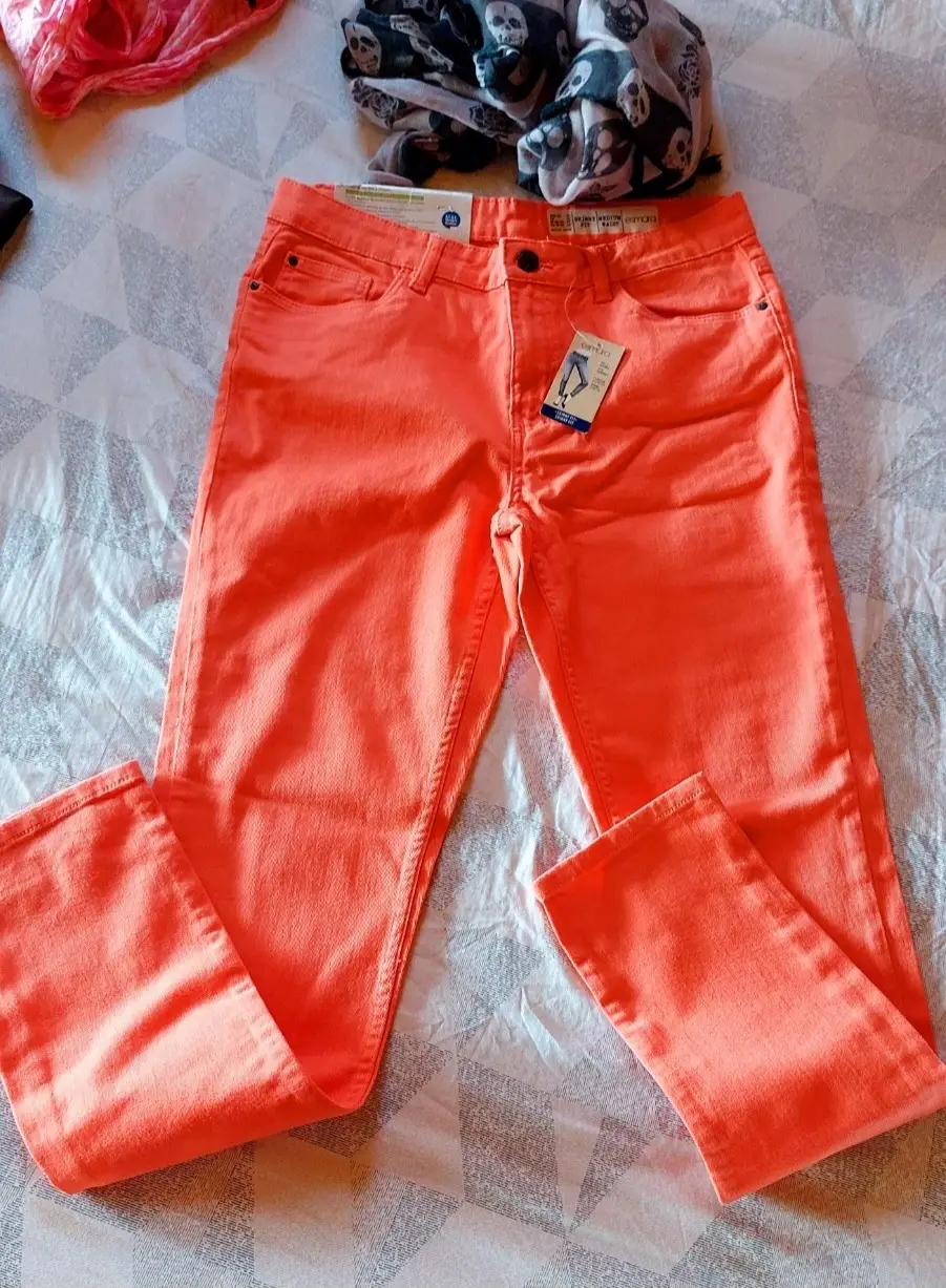 Pantalones vaqueros pitillo tiro medio Esmara Talla L Salmón-Neón