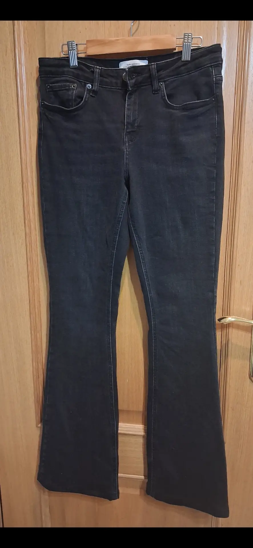 Vaquero zara talla 38 (mujer)