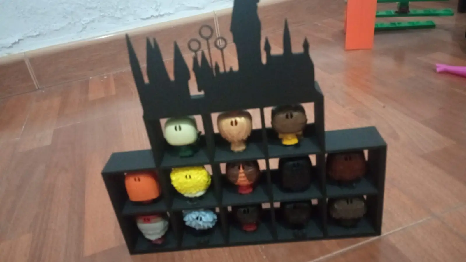Colección completa Funko Harry Potter Quidditch con estanteria personalizada