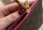 Pochette Louis Vuitton Monogram auténtica