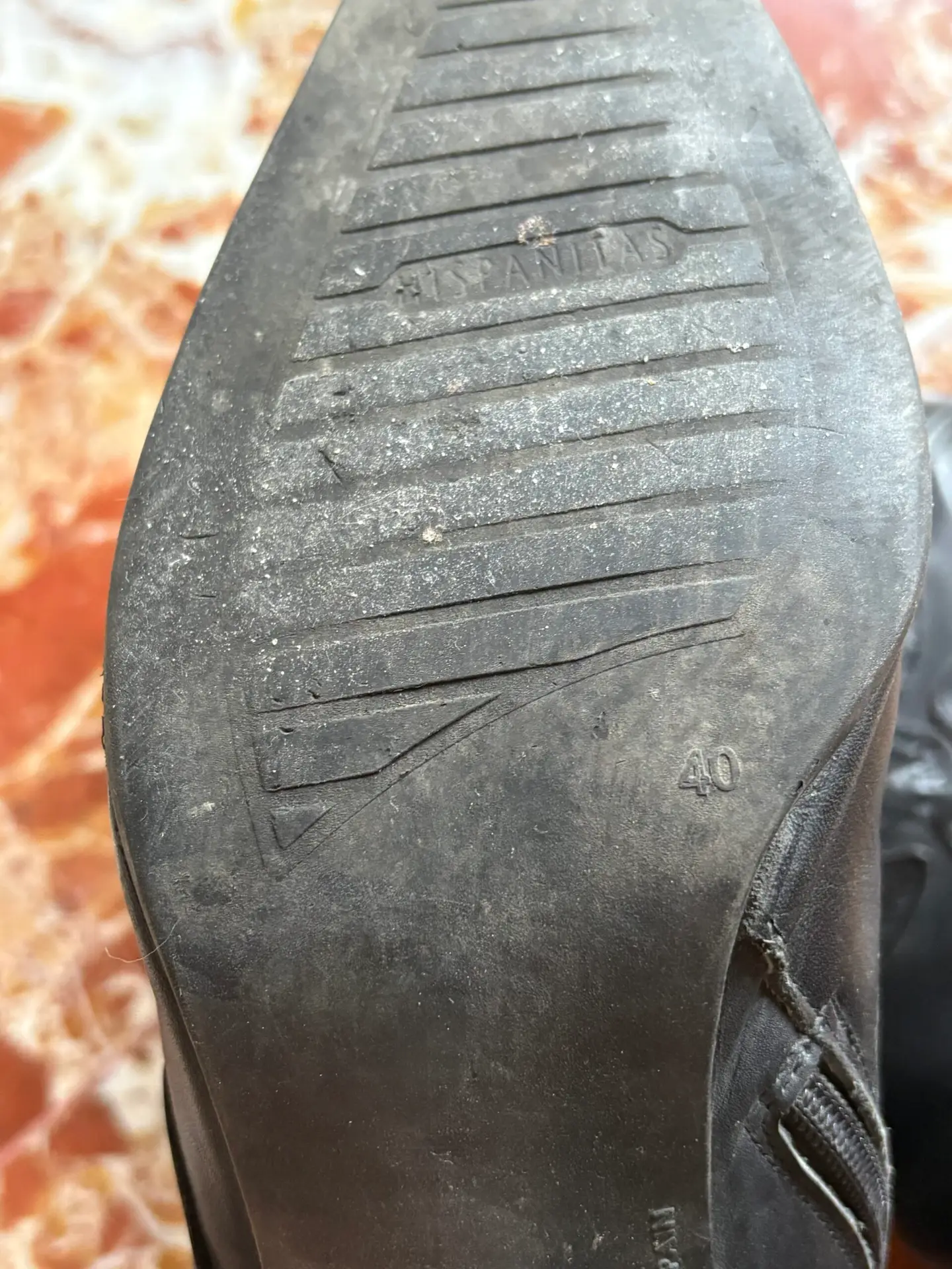 Botines negros de Hispanitas