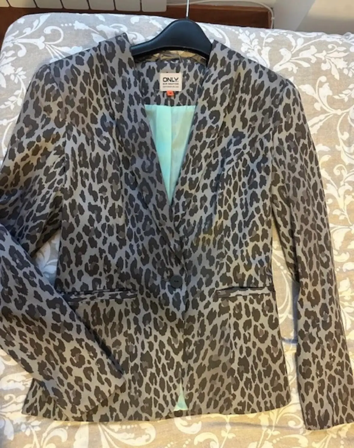 Blazer talla M Only