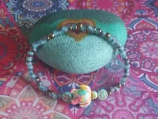 Pulsera-cristal-azul-y-tortuga